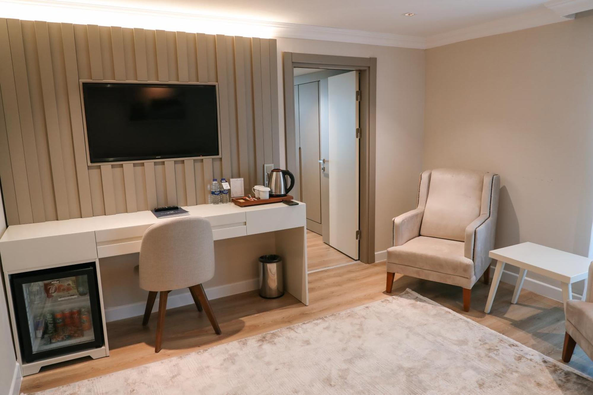 Vira Otel Suites Sinop Exteriör bild