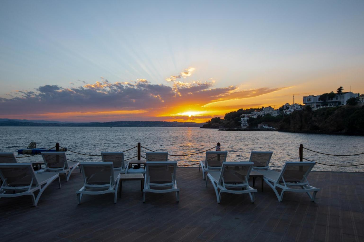 Vira Otel Suites Sinop Exteriör bild