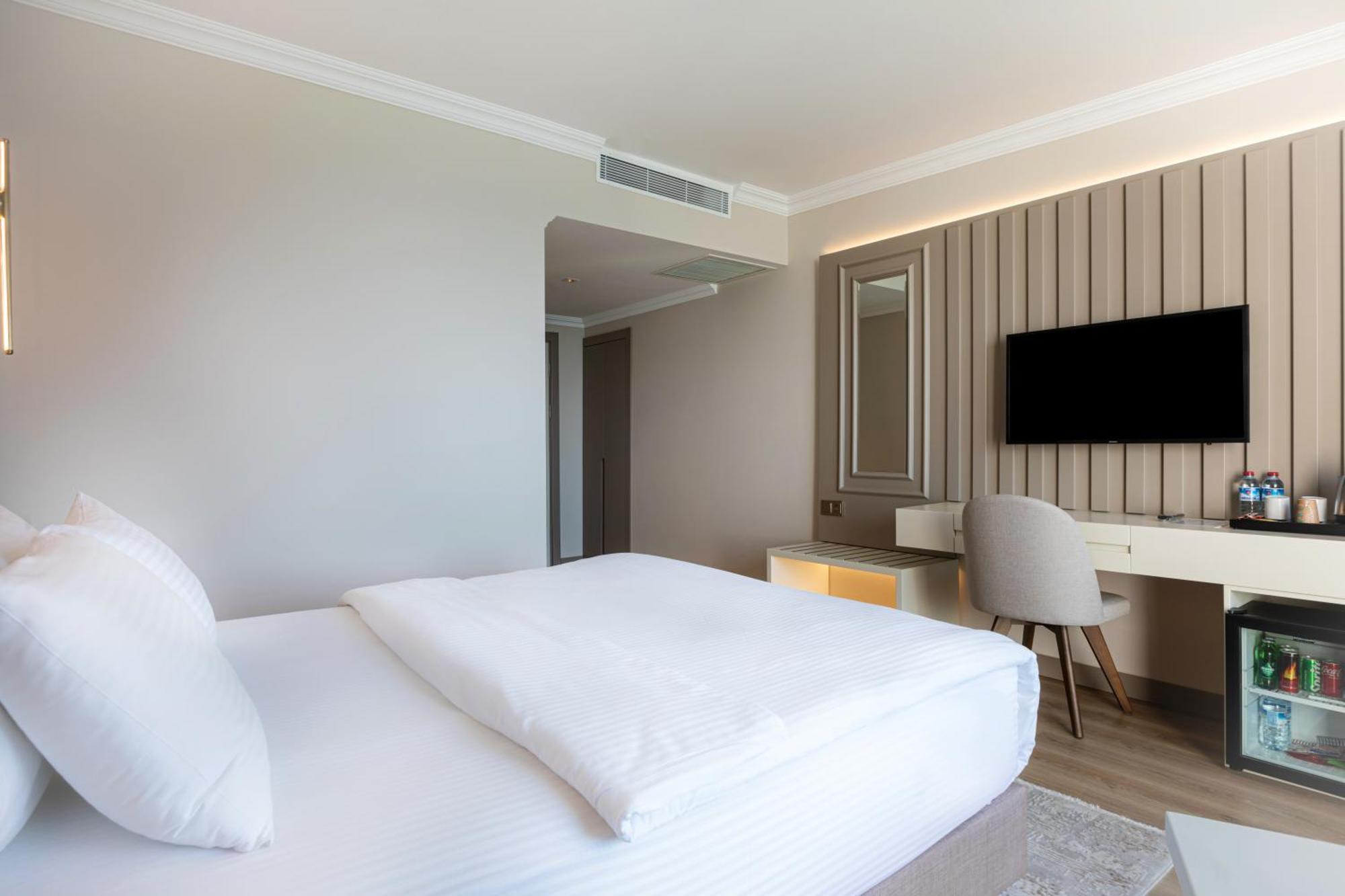 Vira Otel Suites Sinop Exteriör bild