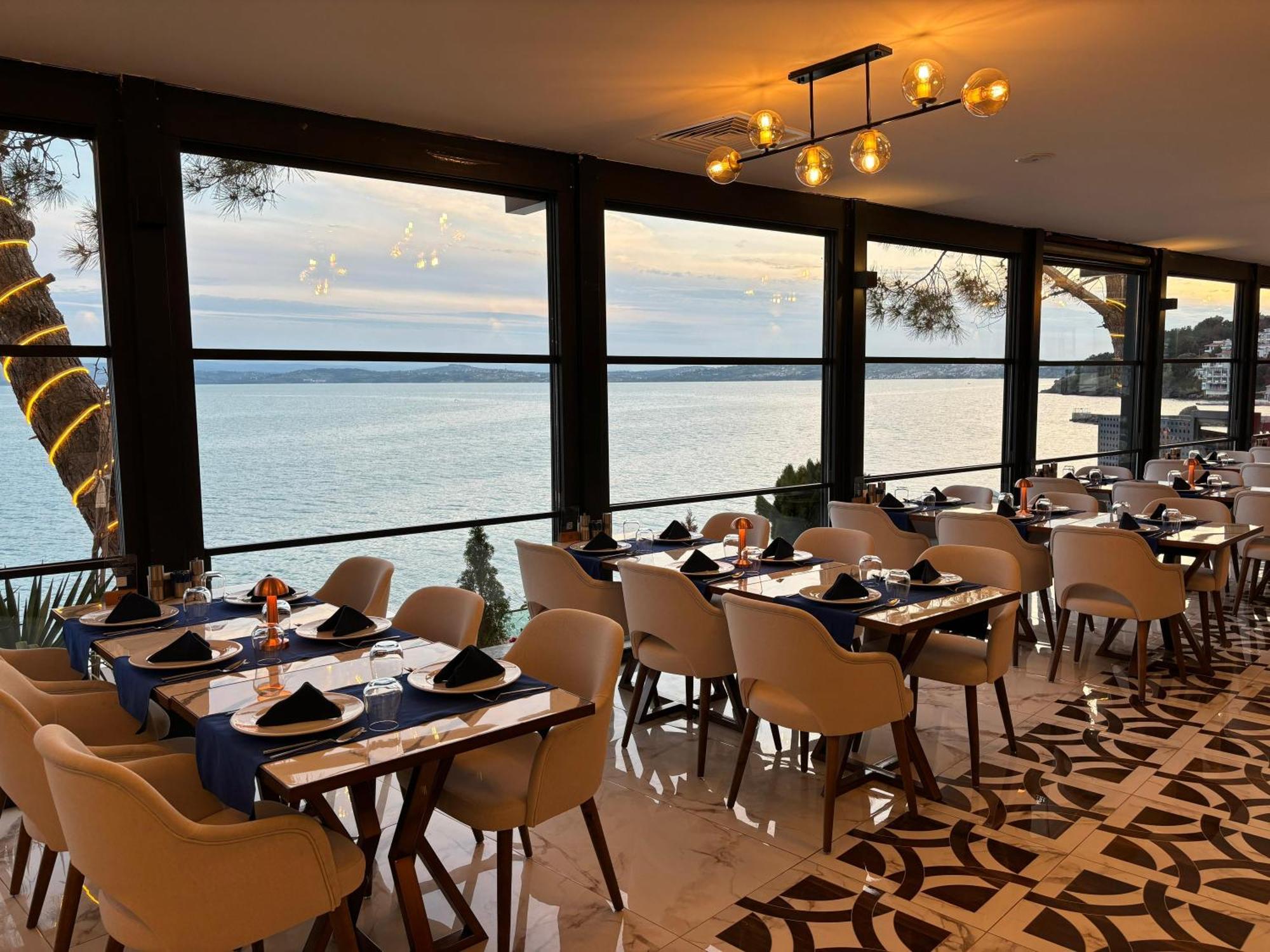 Vira Otel Suites Sinop Exteriör bild