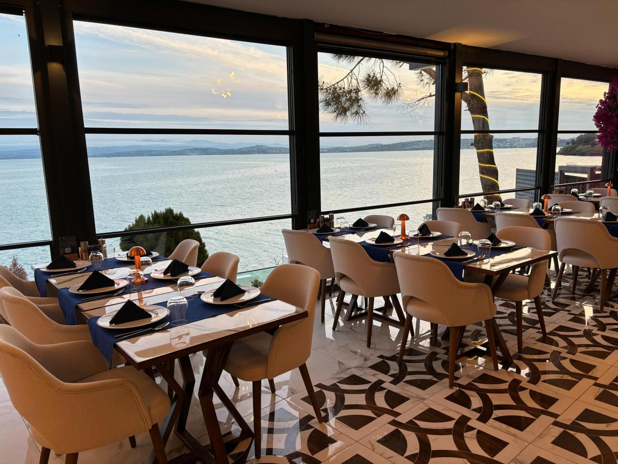 Vira Otel Suites Sinop Exteriör bild
